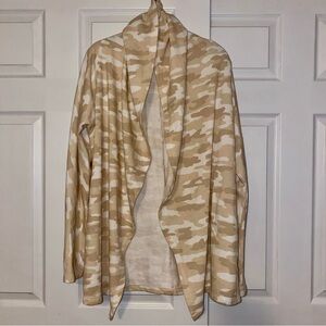 Lucky Brand Beige Camo Open Front Sweatshirt Cardigan